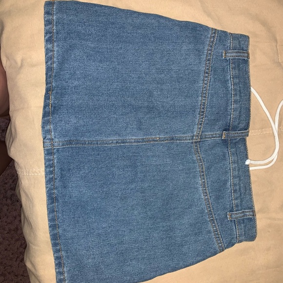 Forever 21 sm Jean skirt - Picture 2 of 5